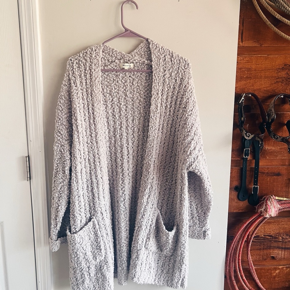 Miracle Chunky Open-Front Cardigan - Light Gray